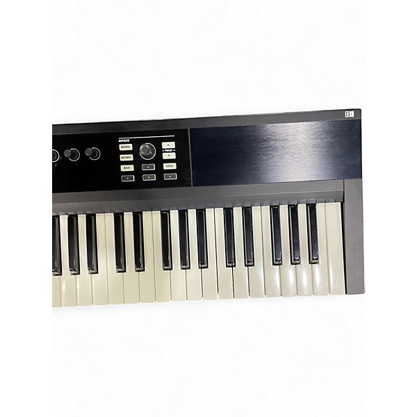 Used Native Instruments Komplete Kontrol S61 MIDI Controller