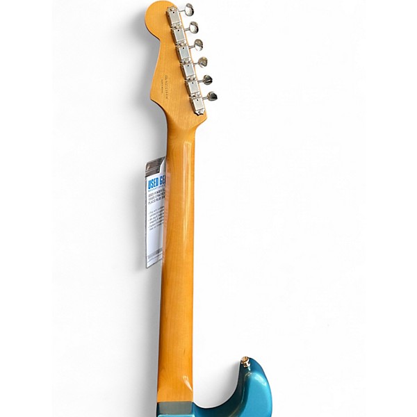 Used Fender Classic Series 1960S Stratocaster Lake Placid Blue Solid Body Electric Guitar
