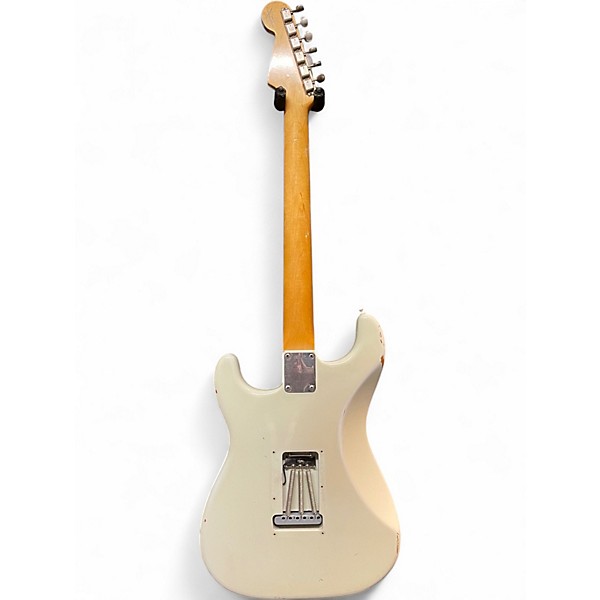Used Fender 1965 Relic Stratocaster White Solid Body Electric Guitar
