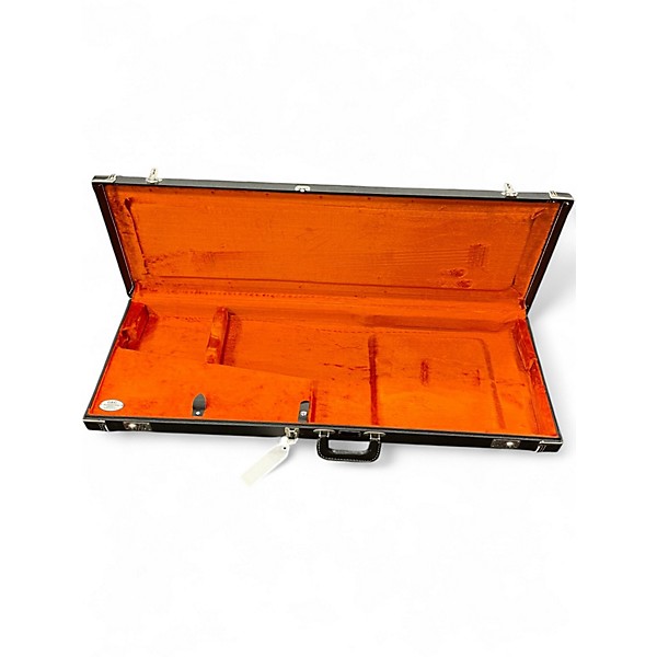 Used Fender 1965 Relic Stratocaster White Solid Body Electric Guitar