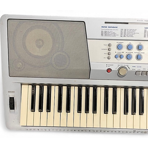 Used Yamaha DGX-202 Portable Keyboard