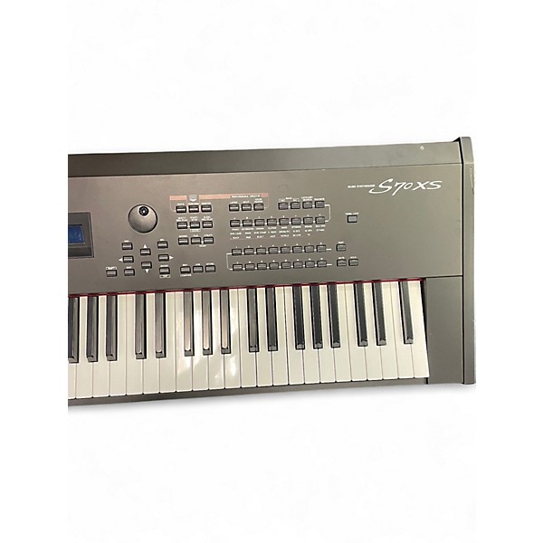 Used Yamaha S70XS 76 Key Synthesizer