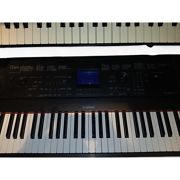 Used Yamaha DGX660 Portable Keyboard