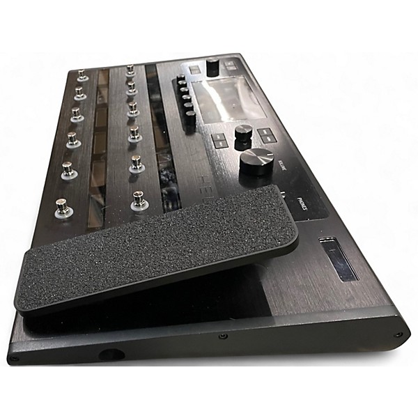 Used Line 6 Helix Effect Processor