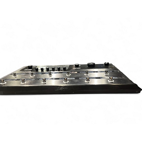 Used 2024 Line 6 Helix Effect Processor