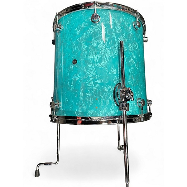 Used DW 3 Piece Performance Series Seafoam Green Drum Kit