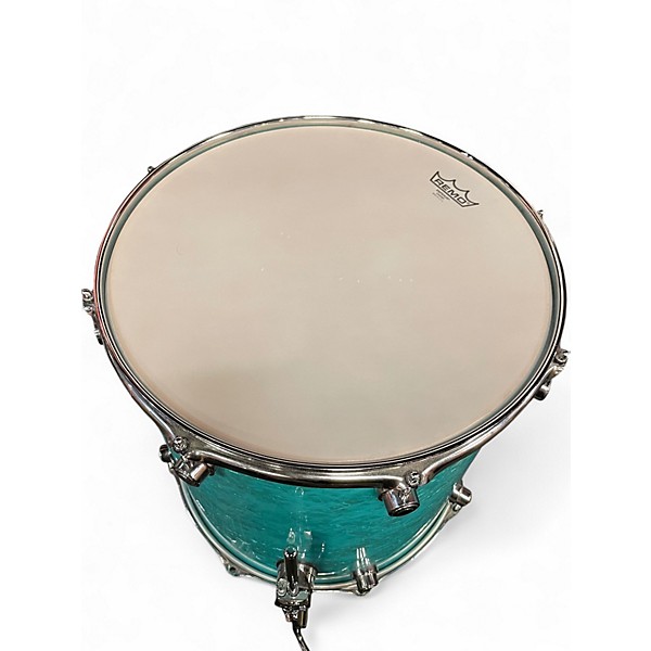 Used DW 3 Piece Performance Series Seafoam Green Drum Kit