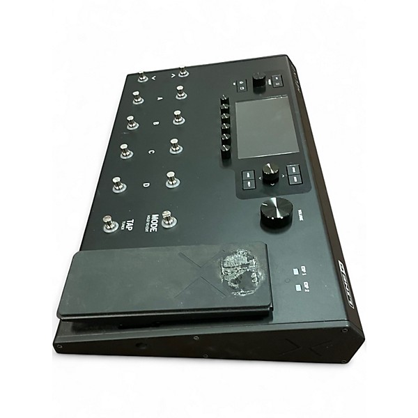 Used Line 6 Helix LT Effect Processor