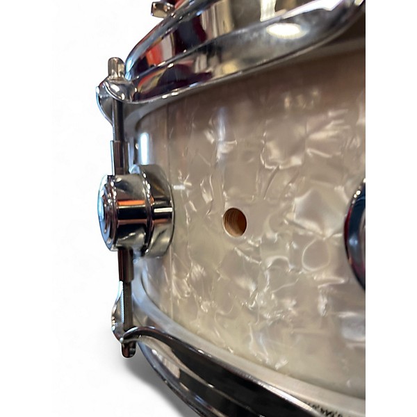 Used DW 7 Piece Collector's Series Ultra White Marine Pearl Drum Kit