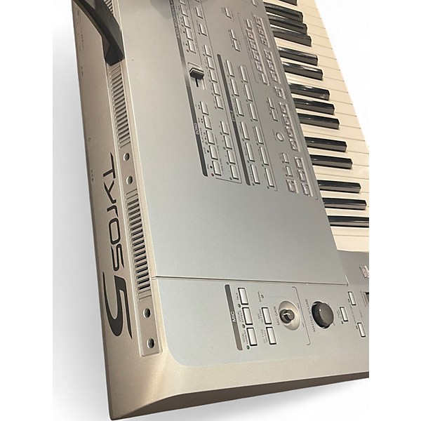 Used Yamaha Tyros 5 76 Key Arranger Keyboard