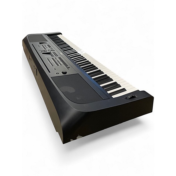 Used Yamaha DGX670 Digital Piano