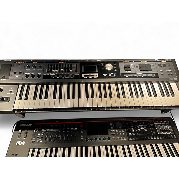 Used Roland VR09 Synthesizer