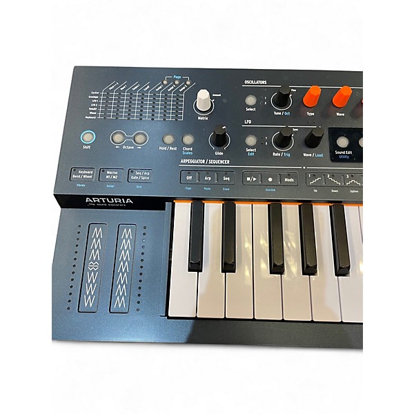 Used Arturia mini freak Keyboard Workstation
