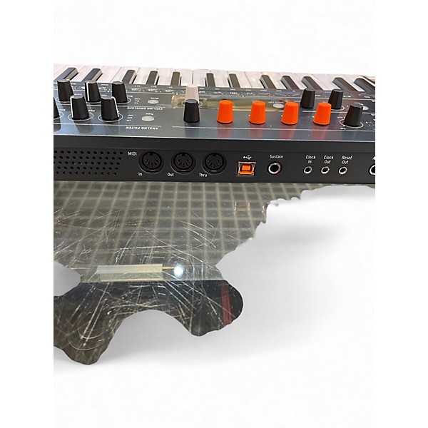 Used Arturia mini freak Keyboard Workstation
