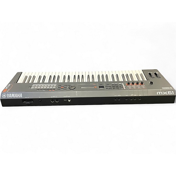 Used Yamaha MX61 61 Key Keyboard Workstation