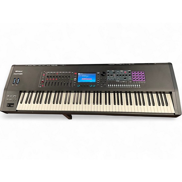 Used Roland Fantom 8 Keyboard Workstation
