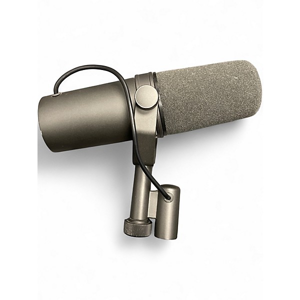 Used 2020s Shure SM7B Dynamic Microphone