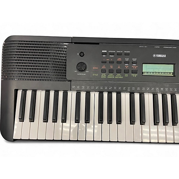 Used Yamaha PSRE283 61 Key Portable Keyboard