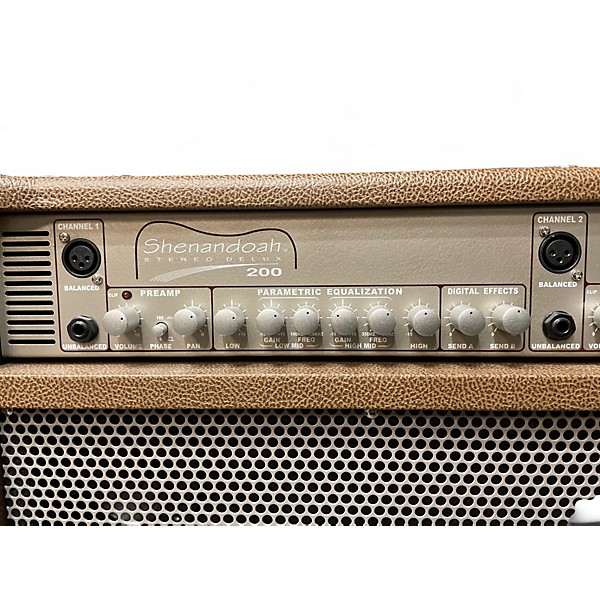 Used Genz Benz Shenandoah Stereo Delux 200 Acoustic Guitar Combo Amp