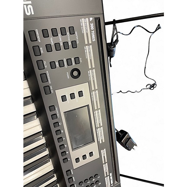 Used Alesis Harmony 61