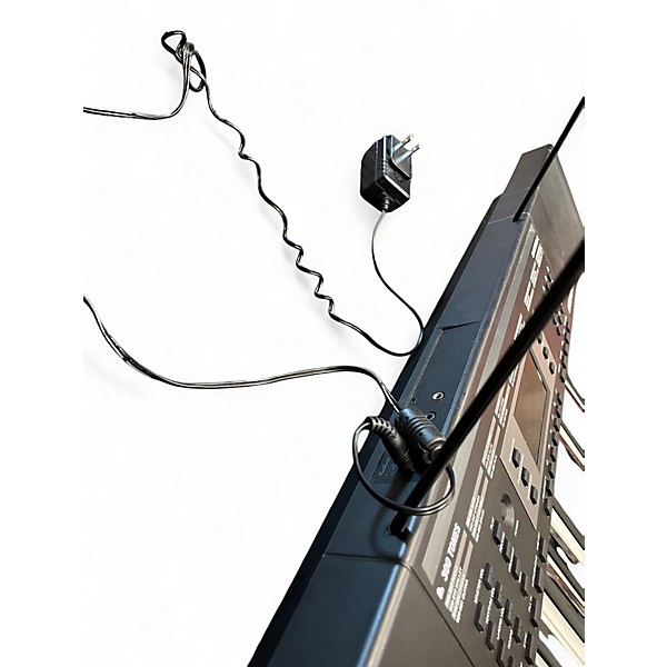 Used Alesis Harmony 61