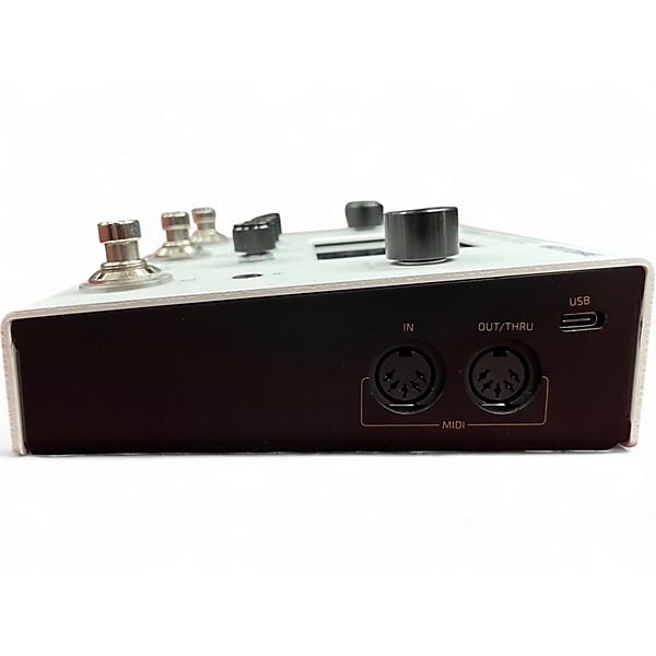 Used Hotone Effects AMPERO II STOMP Effect Processor