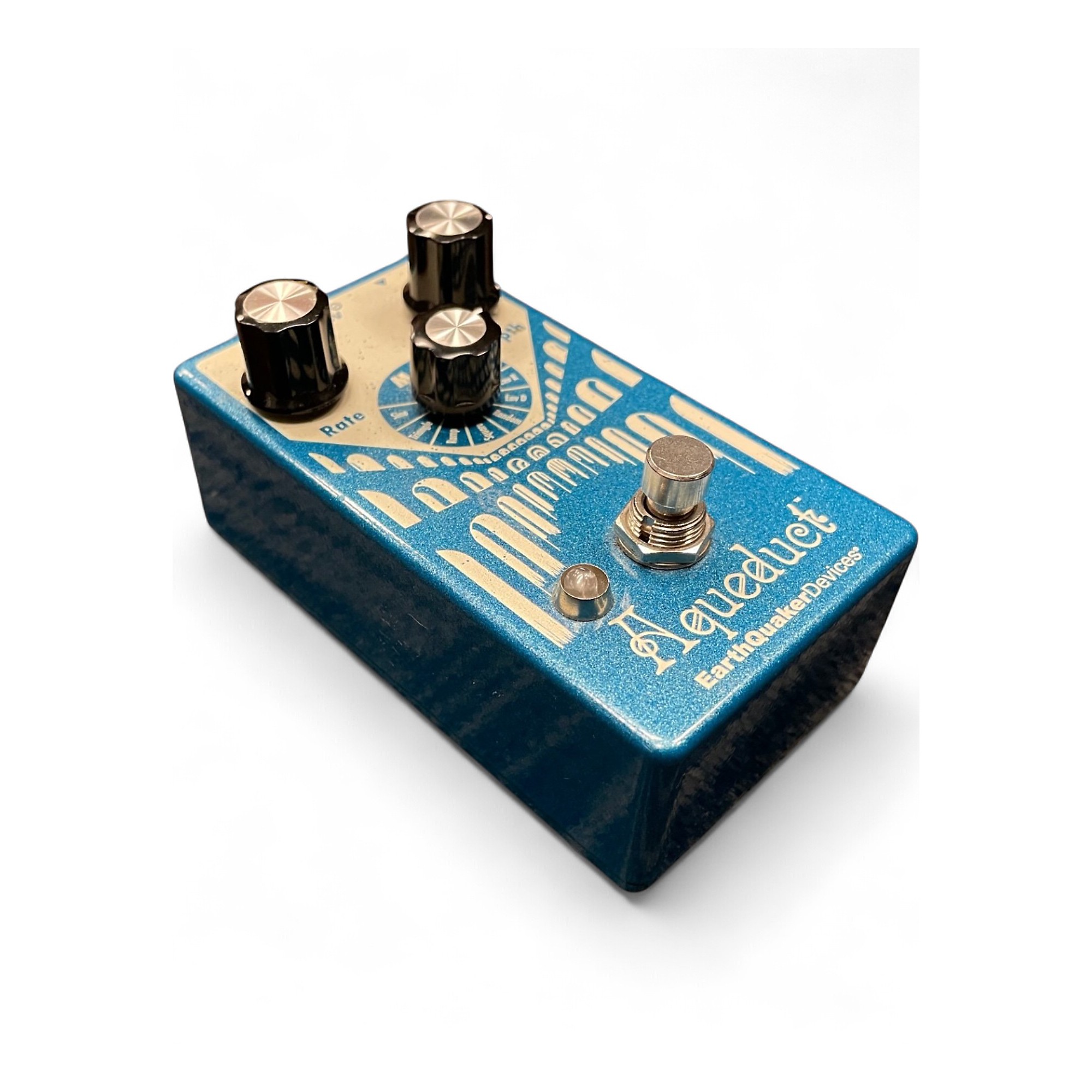 Used EarthQuaker Devices Aqueduct Vibrato Effect Pedal