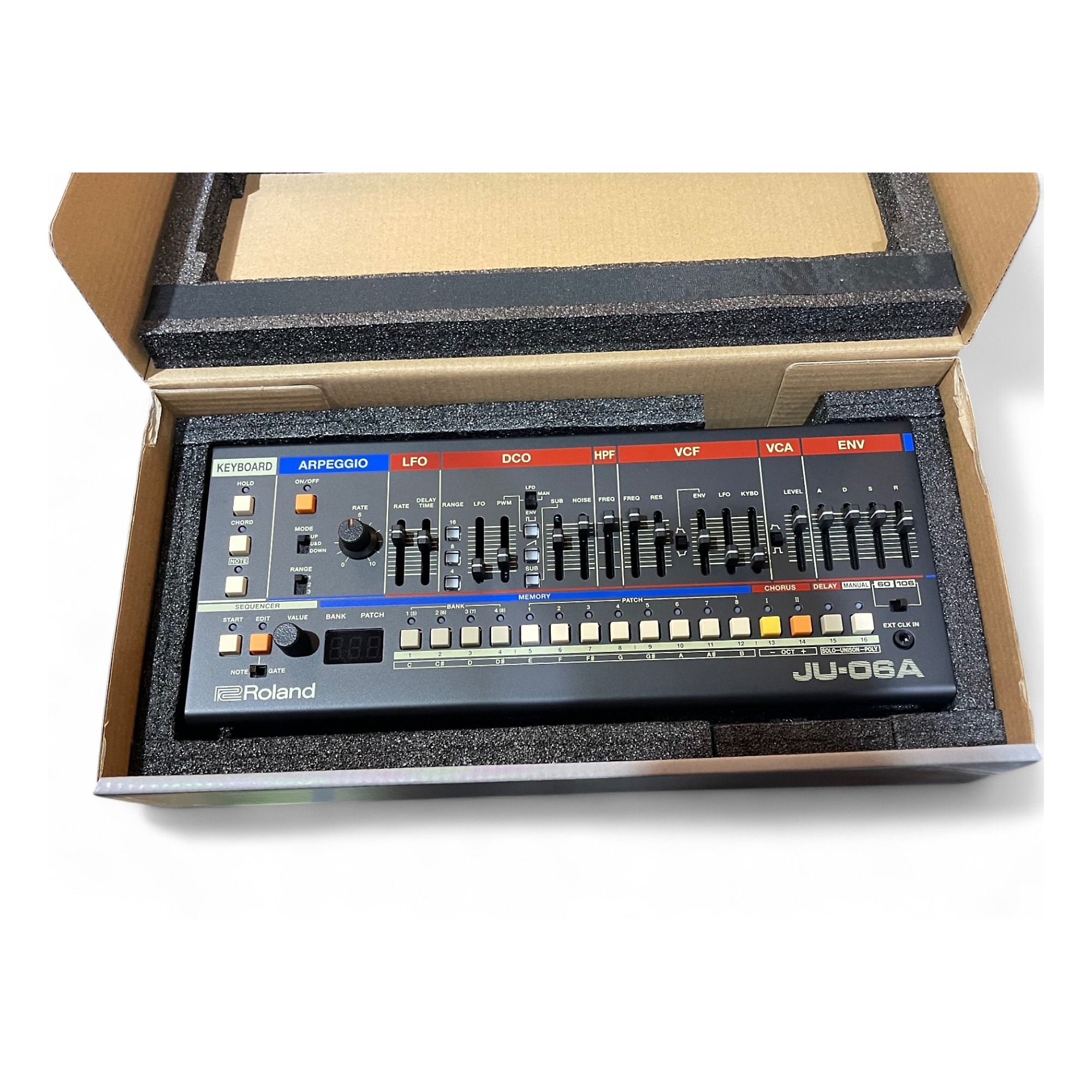 完全動作美品 Roland Boutique JU-06A Roland JU-06A Boutique Synthesizer | Guitar Center