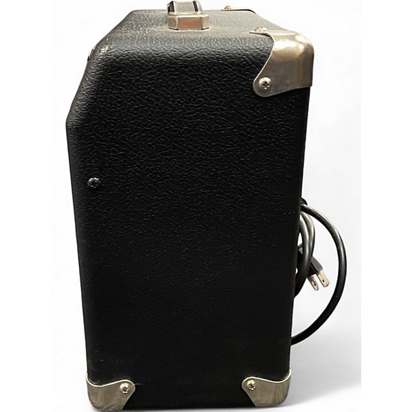 Used Starcaster by Fender STARCASTER 15G Battery Powered Amp