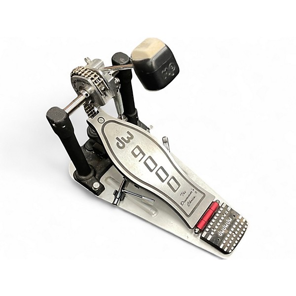 Used DW 9000 Series Single Single Bass Drum Pedal