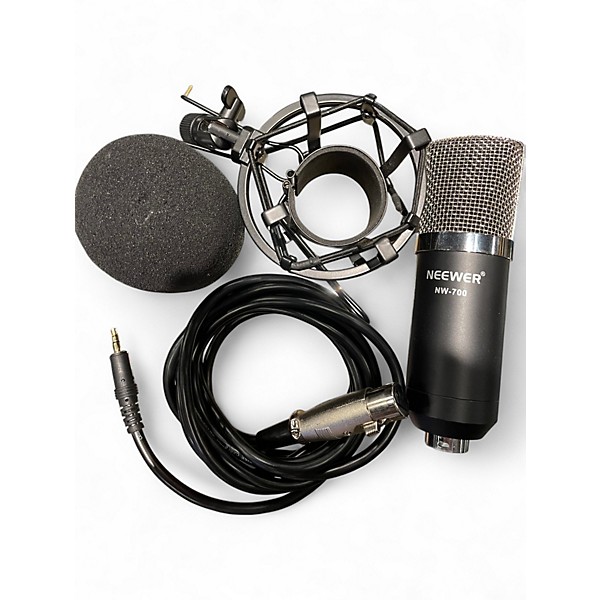 Used Neewer NW-700 Condenser Microphone