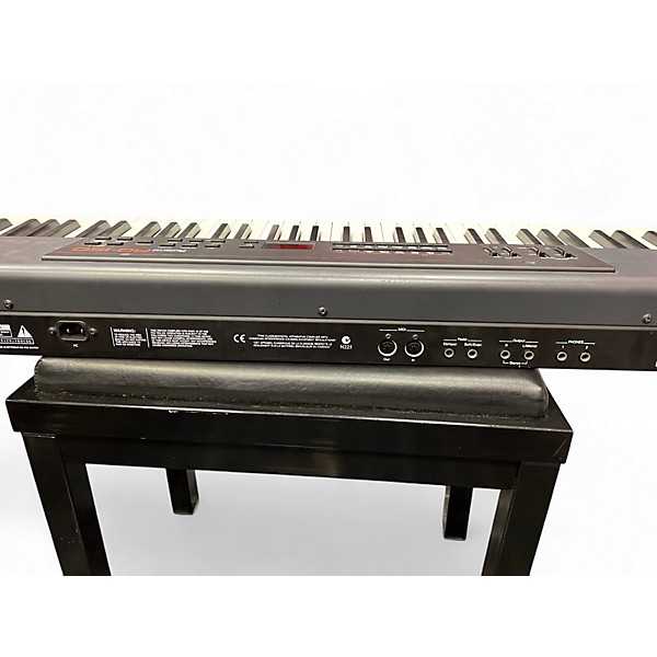 Used Roland RD-150 Keyboard Workstation