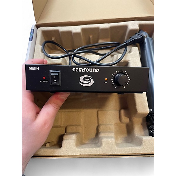 Used Gem Sound GMW-1 Handheld Wireless System