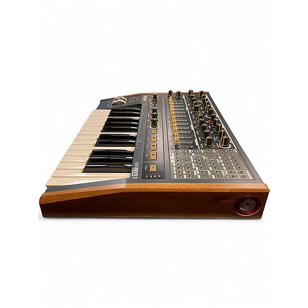 Used Arturia Minibrute 2 Synthesizer