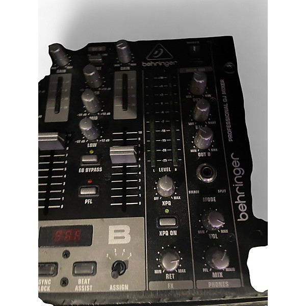 Used Behringer VMX1000 USB Pro DJ Mixer