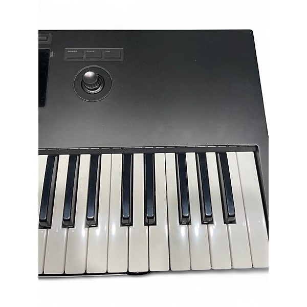 Used Native Instruments Kontrol S49 MK3 MIDI Controller
