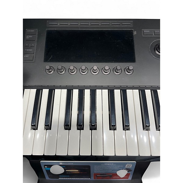 Used Native Instruments Kontrol S49 MK3 MIDI Controller