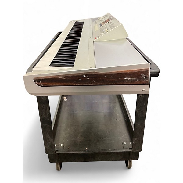 Used KORG M3 88 Key Keyboard Workstation