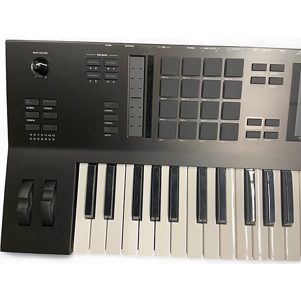 Used Akai Professional MPC Key 61 Keyboard Workstation