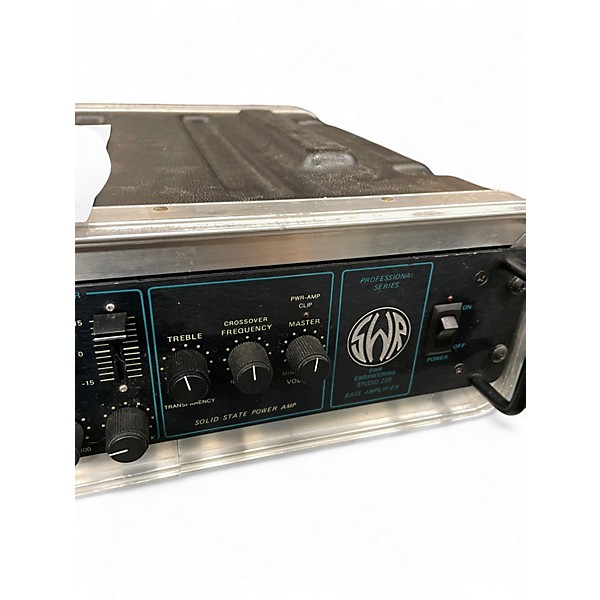 Vintage 1980s SWR STUDIO 220 Bass Combo Amp