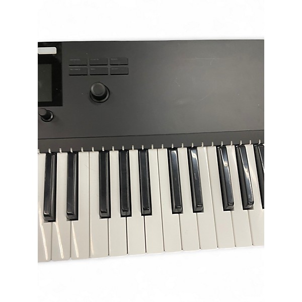 Used Native Instruments Komplete Kontrol S61 MK2 MIDI Controller