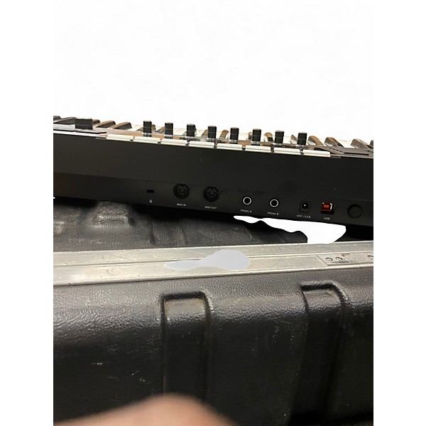 Used Native Instruments Komplete Kontrol S61 MK2 MIDI Controller