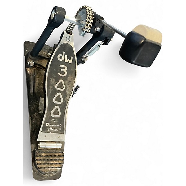 Used DW 3000 Series Single Single Bass Drum Pedal