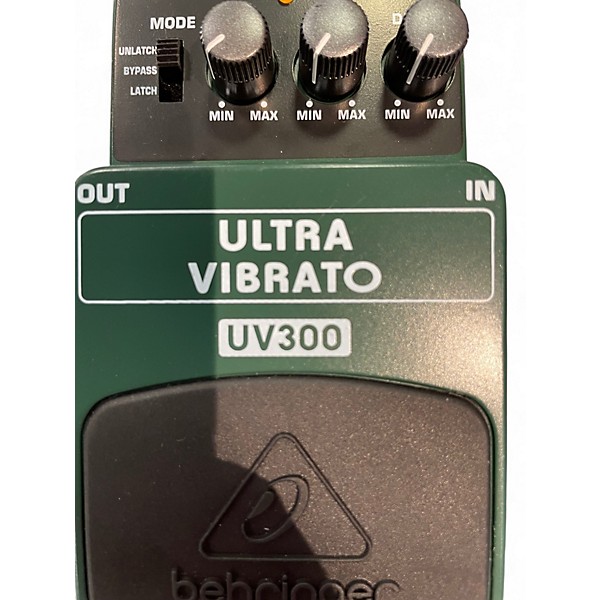 Used Behringer UV300 Ultra Vibrato Effect Pedal