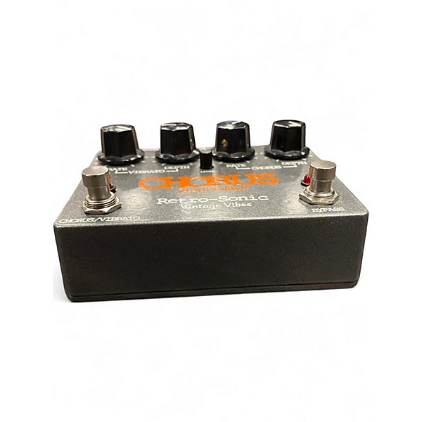 Used Retro-Sonic Chorus Vintage Vibes Stereo Edition Effect Pedal