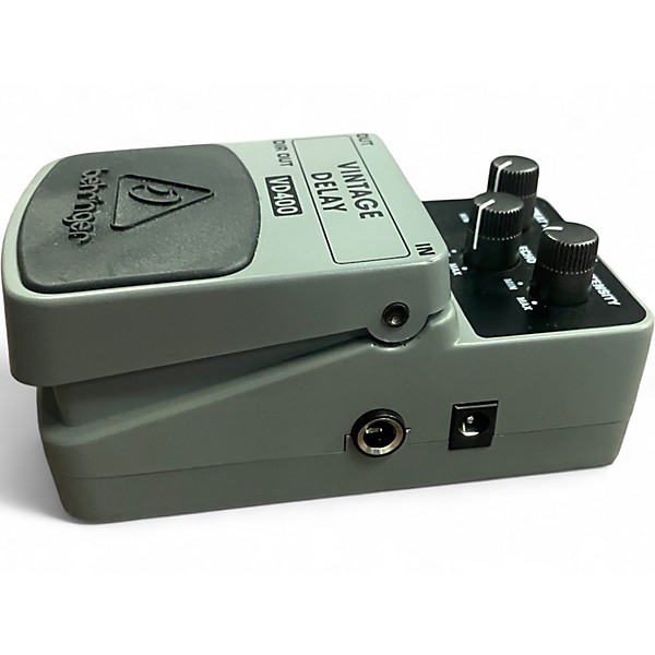 Used Behringer VD400 Vintage Delay Effect Pedal