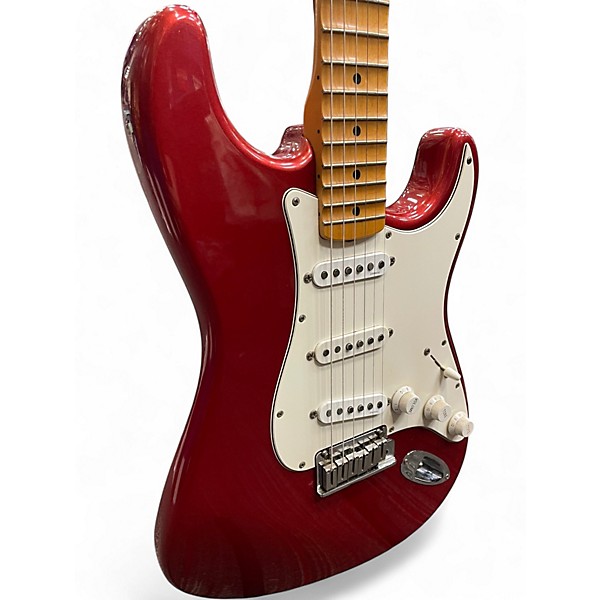 Used Fender Artist Series Yngwie Malmsteen Stratocaster Candy Apple Red Solid Body Electric Guitar