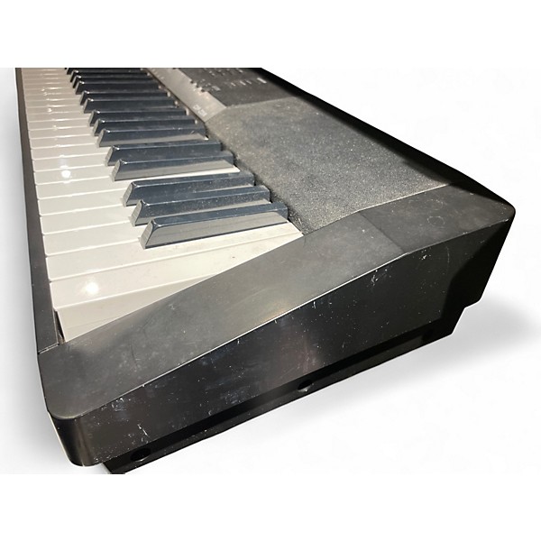 Used Casio cdp220r Keyboard Workstation