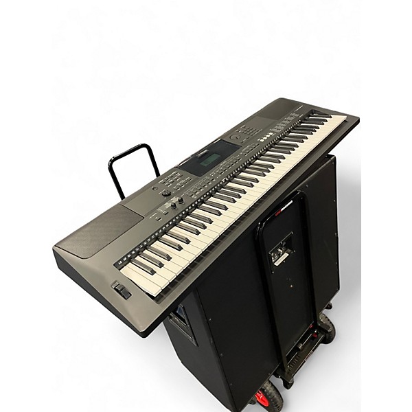 Used Yamaha PSREW400 76 Key Portable Keyboard
