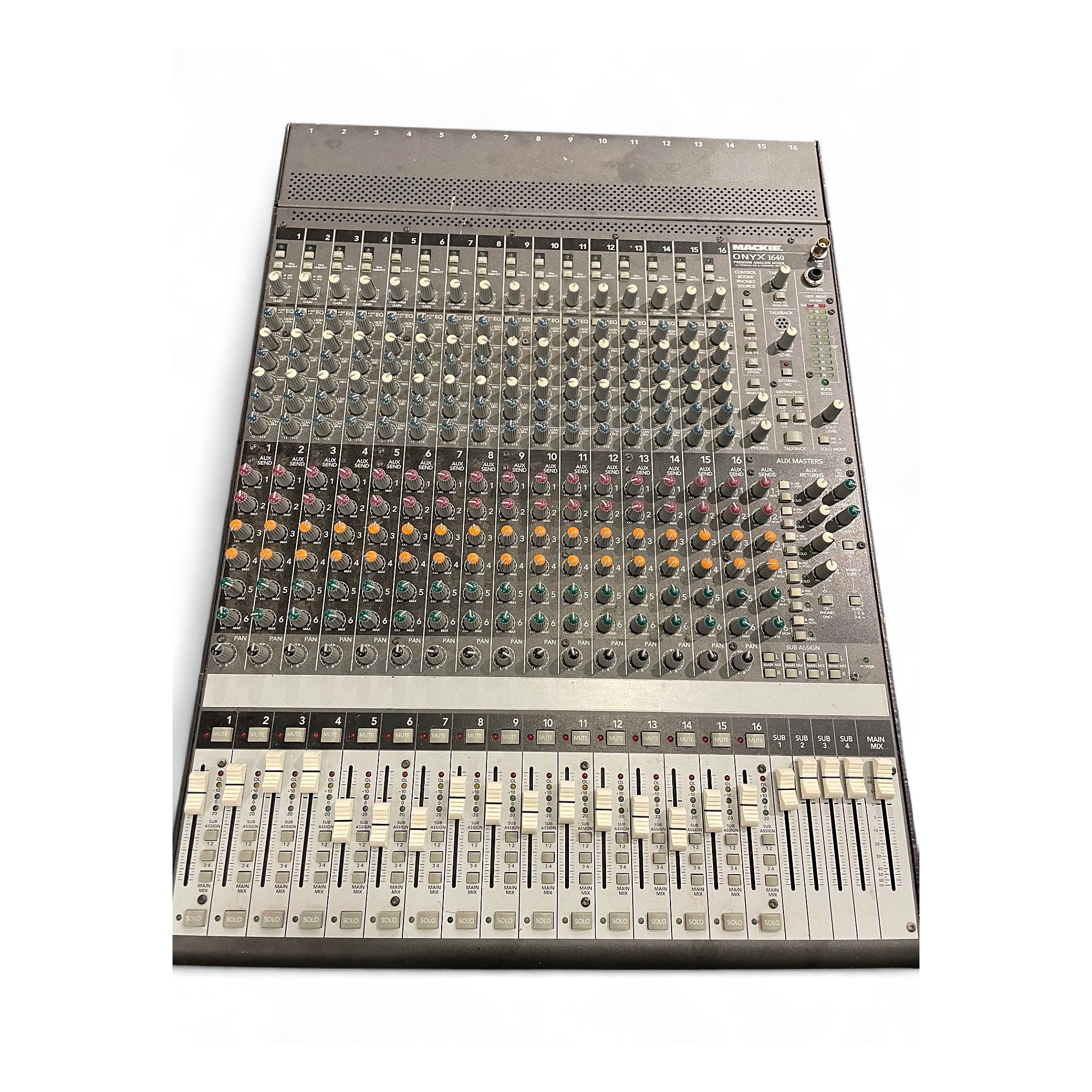 MACKIE ONYX 1640 アナログミキサー Mackie Onyx 1640 16-Channel Mixer | zZounds